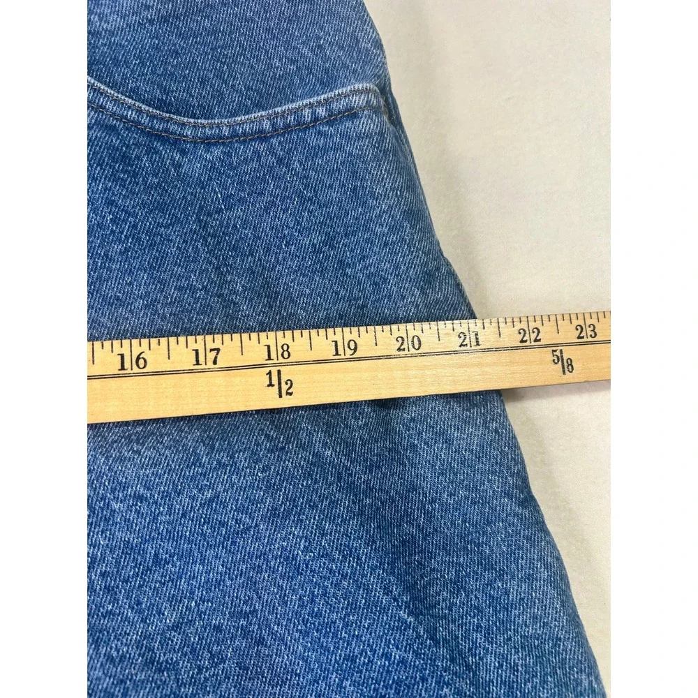 LL Bean Mens Classic Fit Denim Jeans Blue Medium Wash Straight Leg 37x29